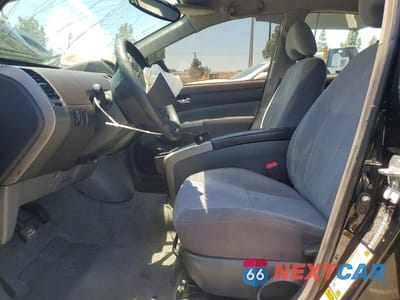 Zdjęcie 7 z 13 samochodu: 2004 TOYOTA PRIUS BASE VIN:JTDKB20U040037914 - miniatura