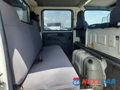 Zdjęcie 10 z 12 samochodu: 2018 ISUZU NPR HD VIN:54DC4J1B6JS802481 - miniatura