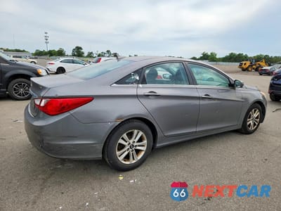 Trzecie zdjęcie samochodu z tyłu: 2011 HYUNDAI SONATA GLS VIN:5NPEB4AC8BH076541 - miniatura