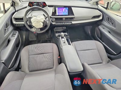 Zdjęcie 8 z 12 samochodu: 2024 TOYOTA PRIUS LE VIN:JTDACAAU2R3024511 - miniatura
