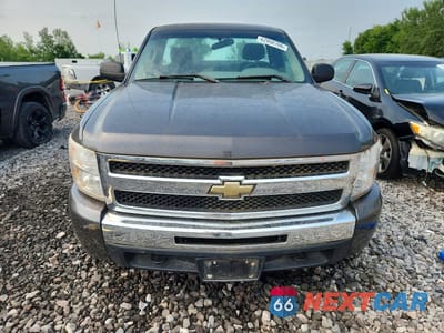 Piąte zdjęcie samochodu w środku: 2010 CHEVROLET SILVERADO K1500 VIN:1GCPKPEAXAZ201484 - miniatura