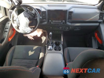 Zdjęcie 8 z 12 samochodu: 2024 NISSAN FRONTIER PRO-4X VIN:1N6ED1EK2RN616998 - miniatura