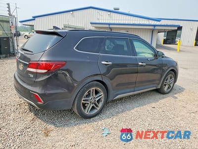Trzecie zdjęcie samochodu z tyłu: 2017 HYUNDAI SANTA FE LIMITED ULTIMATE VIN:KM8SR4HFXHU185141 - miniatura