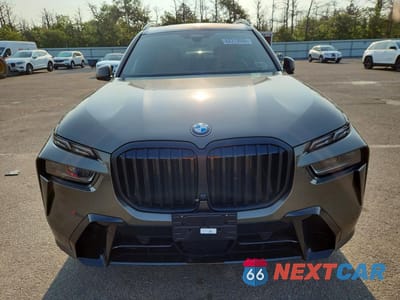 Piąte zdjęcie samochodu w środku: 2026 BMW X7 XDRIVE40I VIN:5UX23EM02T9309054 - miniatura