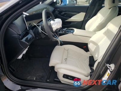 Zdjęcie 7 z 12 samochodu: 2026 BMW 530 I VIN:WBA43FJ09TCW86940 - miniatura