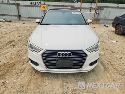 Piąte zdjęcie samochodu w środku: 2019 AUDI A3 PREMIUM VIN:WAUAUGFFXKA076199 - miniatura