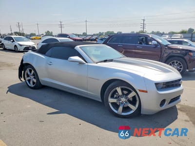Czwarte zdjęcie samochodu z boku: 2012 CHEVROLET CAMARO LT VIN:2G1FC3D31C9102756 - miniatura