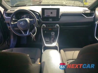 Zdjęcie 8 z 13 samochodu: 2024 TOYOTA RAV4 PRIME SE VIN:JTMAB3FV1RD189430 - miniatura