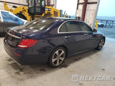 Trzecie zdjęcie samochodu z tyłu: 2018 MERCEDES-BENZ E 300 VIN:WDDZF4JB7JA339062 - miniatura