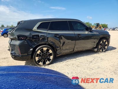 Trzecie zdjęcie samochodu z tyłu: 2023 BMW XM VIN:5YM23CS03P9R79038 - miniatura