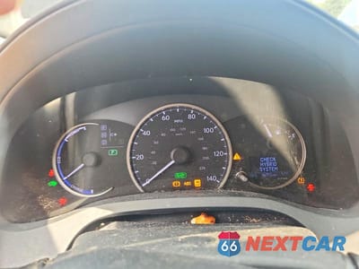 Zdjęcie 9 z 13 samochodu: 2014 LEXUS CT 200 VIN:JTHKD5BH9E2177461 - miniatura
