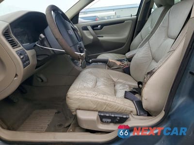 Zdjęcie 7 z 13 samochodu: 2002 VOLVO V70 VIN:YV1SW61R921261464 - miniatura