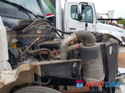 Zdjęcie 12 z 14 samochodu: 2002 FREIGHTLINER MEDIUM CONVENTIONAL FL70 VIN:1FVABUCS22HJ86054 - miniatura