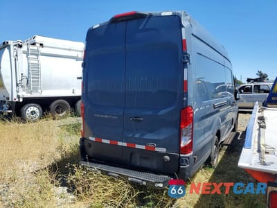 Trzecie zdjęcie samochodu z tyłu: 2020 FORD TRANSIT 250 DELIVERY VAN VIN:1FTBR3X83LKA56163 - miniatura