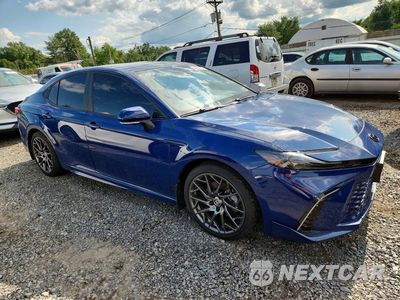 Czwarte zdjęcie samochodu z boku: 2025 TOYOTA CAMRY XSE VIN:4T1DBADK9SU015391 - miniatura