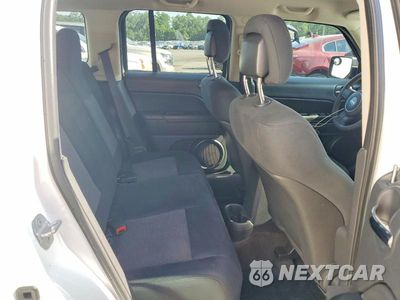 Zdjęcie 11 z 13 samochodu: 2013 JEEP PATRIOT SPORT VIN:1C4NJPBA0DD218813 - miniatura