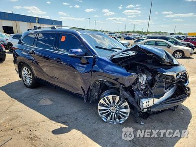 Czwarte zdjęcie samochodu z boku: 2026 TOYOTA HIGHLANDER HYBRID PLATINUM VIN:5TDEBRCH7TS713498 - miniatura
