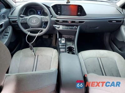 Zdjęcie 8 z 12 samochodu: 2021 HYUNDAI SONATA SE VIN:5NPEG4JA8MH114854 - miniatura
