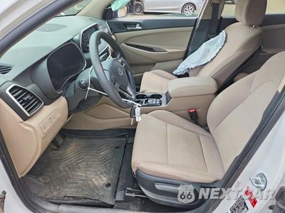 Zdjęcie 7 z 13 samochodu: 2019 HYUNDAI TUCSON SE VIN:KM8J2CA43KU986388 - miniatura