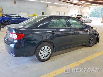 Trzecie zdjęcie samochodu z tyłu: 2013 TOYOTA COROLLA L VIN:2T1BU4EE3DC068250 - miniatura