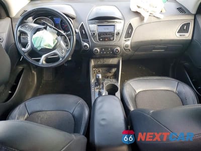 Zdjęcie 8 z 13 samochodu: 2012 HYUNDAI TUCSON GLS VIN:KM8JU3AC4CU471502 - miniatura