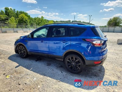 Drugie zdjęcie samochodu z przodu: 2017 FORD ESCAPE SE VIN:1FMCU0GD7HUD37663 - miniatura