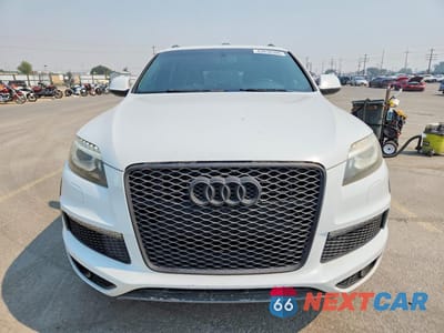 Piąte zdjęcie samochodu w środku: 2013 AUDI Q7 PRESTIGE VIN:WA1DGAFE5DD002129 - miniatura