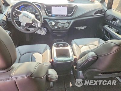 Zdjęcie 8 z 13 samochodu: 2026 CHRYSLER PACIFICA SELECT VIN:2C4RC1BG6TR155757 - miniatura