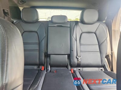 Zdjęcie 10 z 13 samochodu: 2019 PORSCHE CAYENNE S VIN:WP1AB2AY0KDA61552 - miniatura