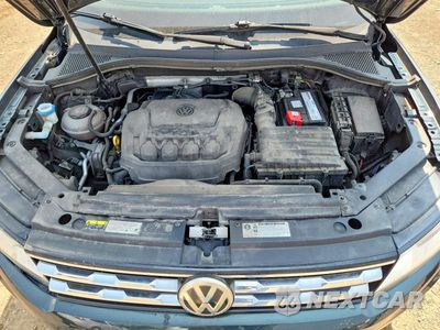 Zdjęcie 12 z 13 samochodu: 2018 VOLKSWAGEN TIGUAN SE VIN:3VV2B7AX9JM165987 - miniatura