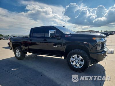 Czwarte zdjęcie samochodu z boku: 2020 CHEVROLET SILVERADO K2500 HEAVY DUTY LTZ VIN:1GC4YPEY8LF117845 - miniatura