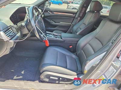 Zdjęcie 7 z 12 samochodu: 2021 HONDA ACCORD SPORT VIN:1HGCV1F34MA107883 - miniatura