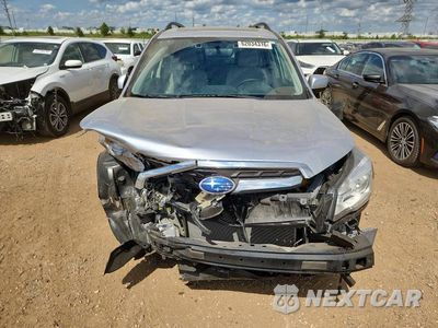 Piąte zdjęcie samochodu w środku: 2017 SUBARU FORESTER 2.5I PREMIUM VIN:JF2SJAGC7HH584598 - miniatura