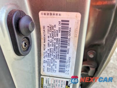 Zdjęcie 12 z 12 samochodu: 2004 TOYOTA COROLLA CE VIN:1NXBR32EX4Z256360 - miniatura