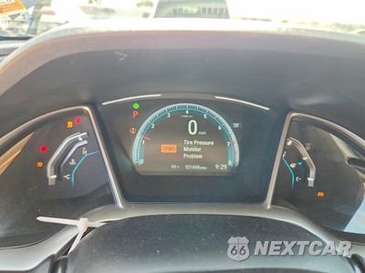Zdjęcie 9 z 12 samochodu: 2017 HONDA CIVIC EX VIN:19XFC2F75HE002699 - miniatura