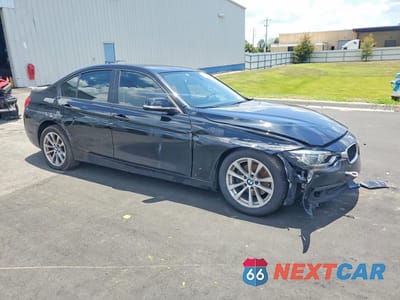 Czwarte zdjęcie samochodu z boku: 2018 BMW 320 I VIN:WBA8E1G52JNU90308 - miniatura