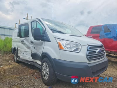 Czwarte zdjęcie samochodu z boku: 2018 FORD TRANSIT T-250 VIN:1FTYR1ZM2JKB16861 - miniatura