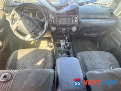 Zdjęcie 8 z 12 samochodu: 2019 TOYOTA 4RUNNER TRD OFF-ROAD VIN:JTEBU5JR0K5659351 - miniatura