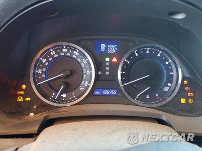 Zdjęcie 9 z 13 samochodu: 2012 LEXUS IS 250 VIN:JTHCF5C28C5056022 - miniatura