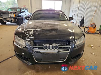 Piąte zdjęcie samochodu w środku: 2011 AUDI A5 PREMIUM PLUS VIN:WAULFAFH6BN009612 - miniatura