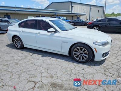 Czwarte zdjęcie samochodu z boku: 2016 BMW 528 I VIN:WBA5A5C57GD525791 - miniatura