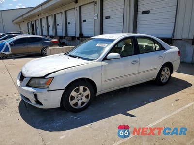 2010 HYUNDAI SONATA GLS 5NPET4AC1AH605081 - główne zdjęcie licytacji z USA - miniatura
