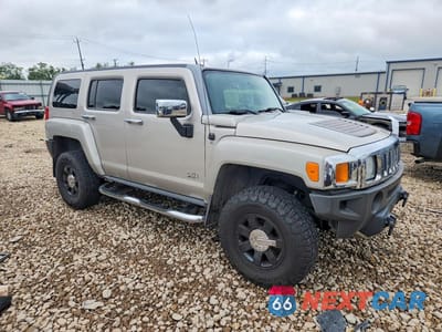 Czwarte zdjęcie samochodu z boku: 2008 HUMMER H3 LUXURY VIN:5GTEN43E388186550 - miniatura