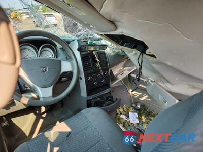 Zdjęcie 8 z 13 samochodu: 2010 DODGE GRAND CARAVAN SE VIN:2D4RN4DE8AR296966 - miniatura