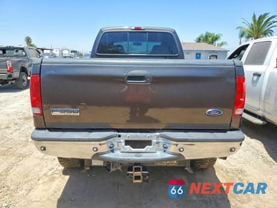 Zdjęcie 6 z 13 samochodu: 2006 FORD F350 SRW SUPER DUTY VIN:1FTWW31Y46EA81451 - miniatura