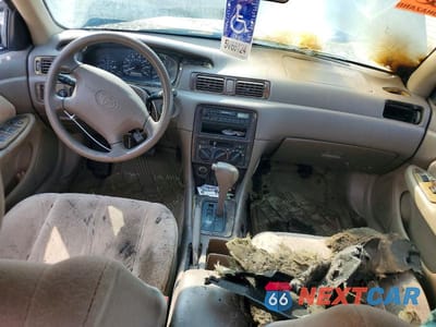 Zdjęcie 8 z 12 samochodu: 1997 TOYOTA CAMRY LE VIN:4T1BG22K0VU769530 - miniatura
