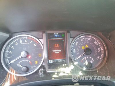 Zdjęcie 9 z 12 samochodu: 2023 TOYOTA TACOMA TRD SPORT VIN:3TMDZ5BN8PM142214 - miniatura