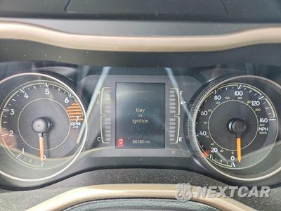 Zdjęcie 9 z 12 samochodu: 2017 JEEP CHEROKEE LATITUDE VIN:1C4PJLCB4HW593185 - miniatura