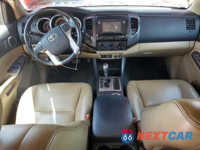 Zdjęcie 8 z 12 samochodu: 2015 TOYOTA TACOMA DOUBLE CAB PRERUNNER VIN:5TFJU4GN5FX065878 - miniatura