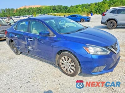 Czwarte zdjęcie samochodu z boku: 2017 NISSAN SENTRA S VIN:3N1AB7AP4HY286717 - miniatura